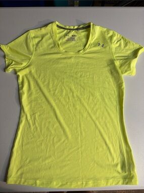 Under Armour Women's Bright Neon Yellow Short Sleeve Performance Tee